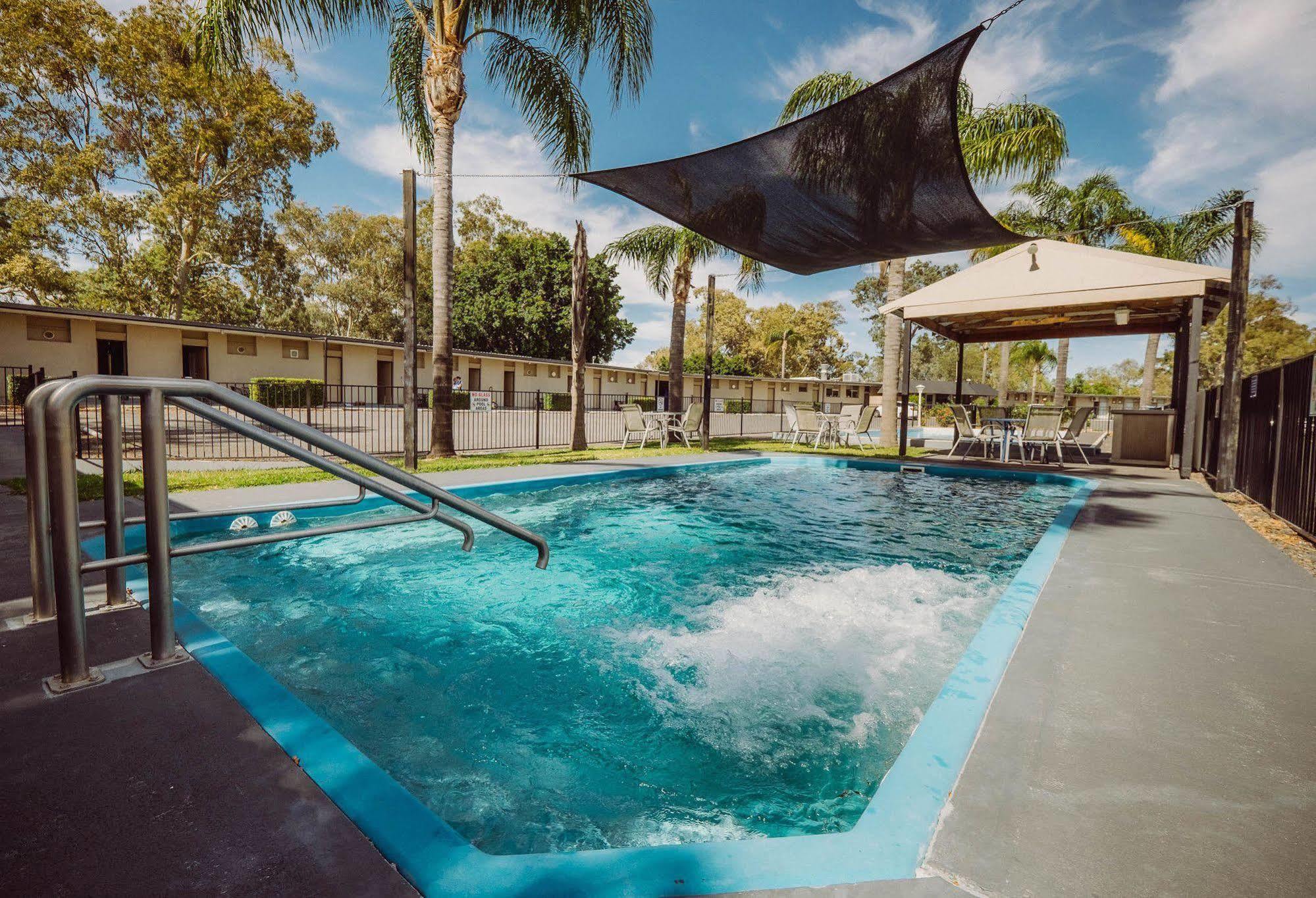Artesian Spa Motel Moree Esterno foto